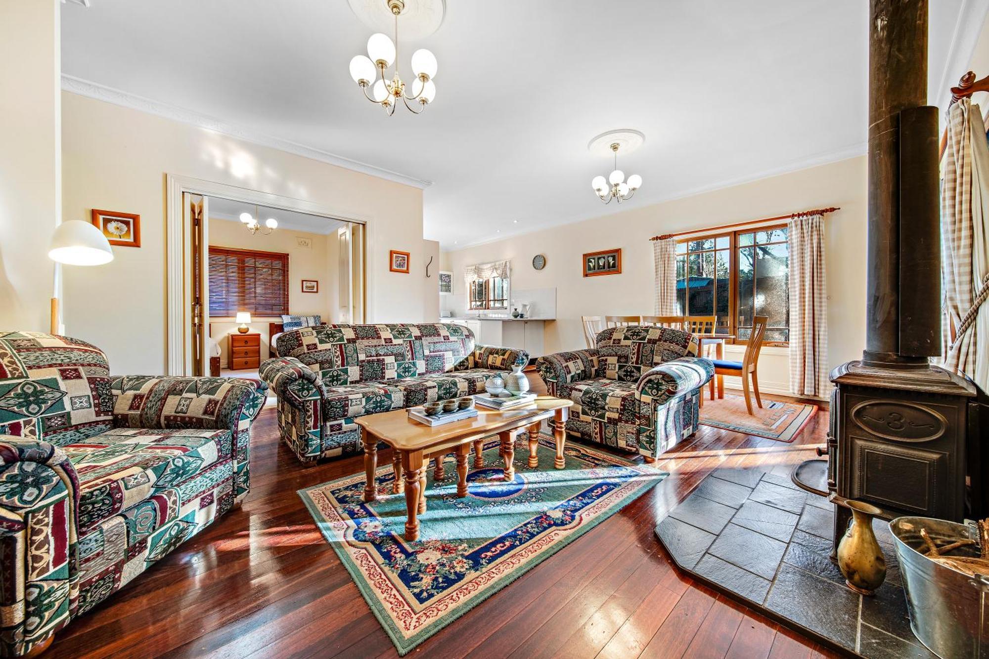 Whispering Pines Cottages Wentworth Falls Δωμάτιο φωτογραφία