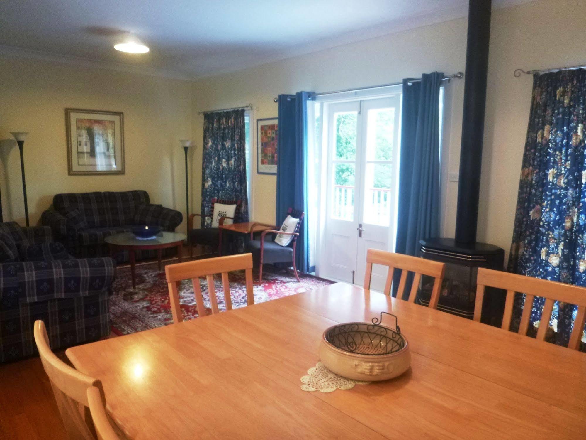 Whispering Pines Cottages Wentworth Falls Εξωτερικό φωτογραφία