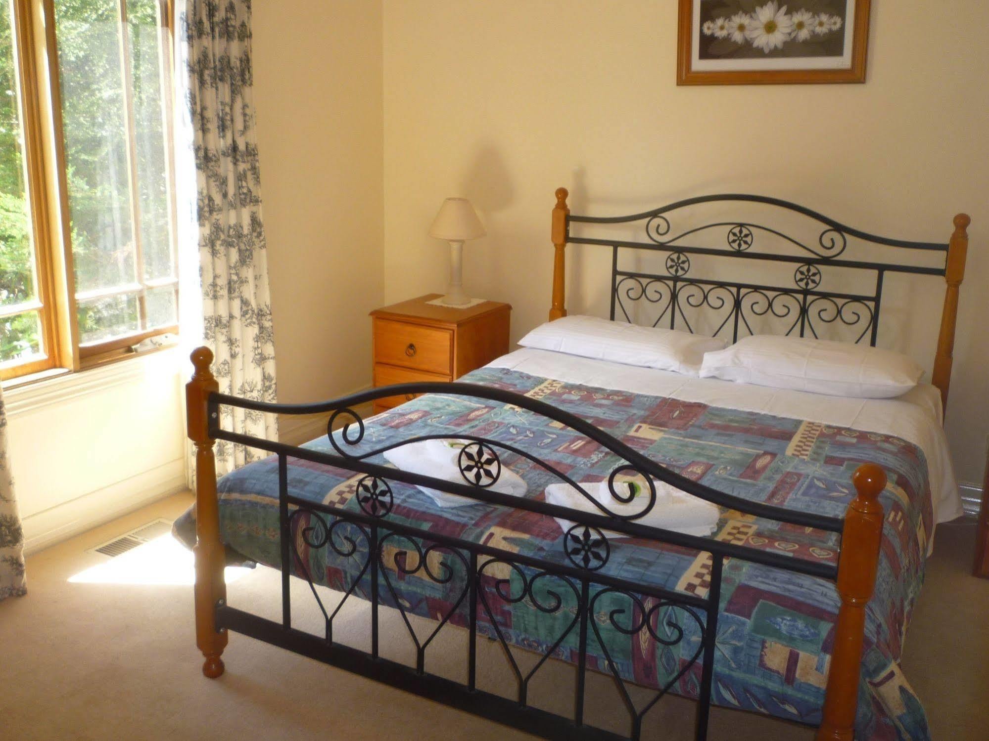 Whispering Pines Cottages Wentworth Falls Εξωτερικό φωτογραφία